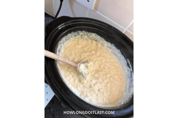 How long do Rice Pudding last outside fridge