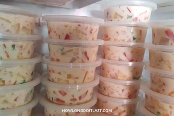 Storing Fruit Salad in air-tight container