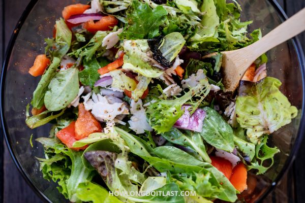 How long does a Salad last? [Shelf Life & Storage Tips]